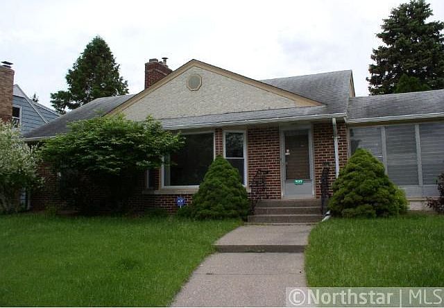 1st image of 347 Wheelock Pkwy W