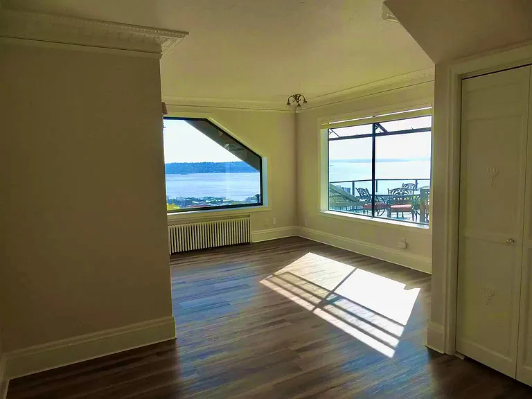 1 W Highland Dr #11 — Photo 4