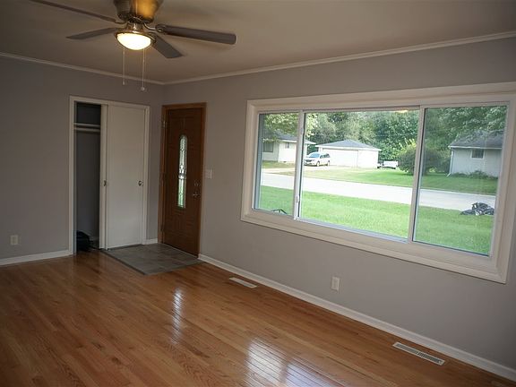 2nd image of 9515 Gary Dr