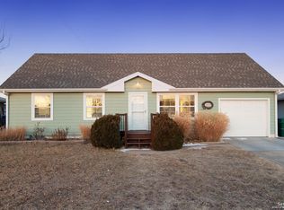 2214 Shalimar Dr, Salina, KS 67401