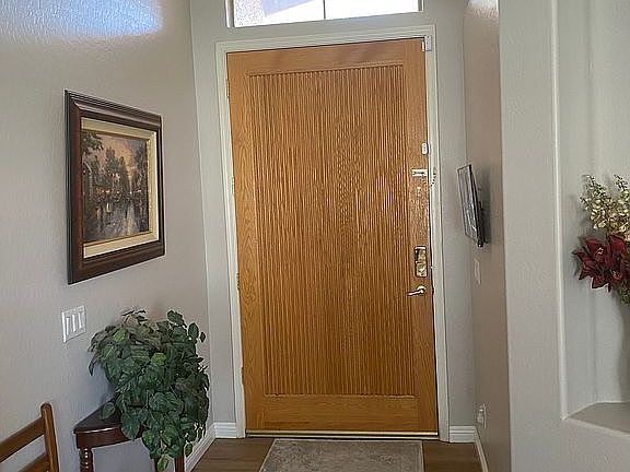2nd image of 3484 E Parkview Dr