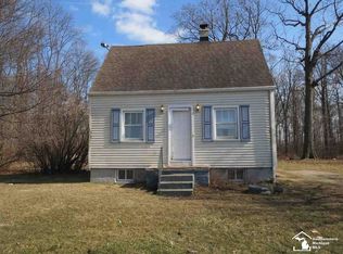 13002 Laplaisance Rd, La Salle, MI 48145