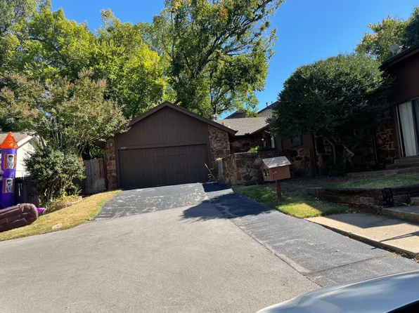 7429 S Atlanta Ave, Tulsa, OK 74136