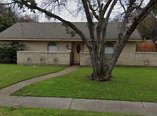 514 Hanover Ln, Irving, TX 75062