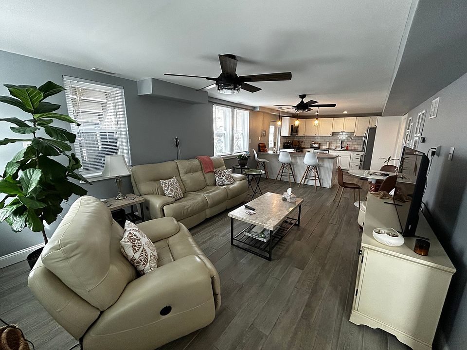 1st image of 637 Wesley Ave Unit 637G