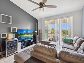 8816 Dunes Ct, Kissimmee, FL