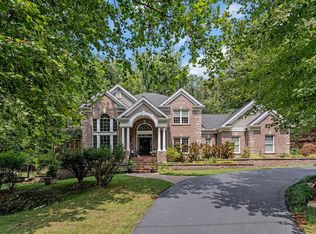 819 New Ballwin Rd, Ballwin, MO 63021