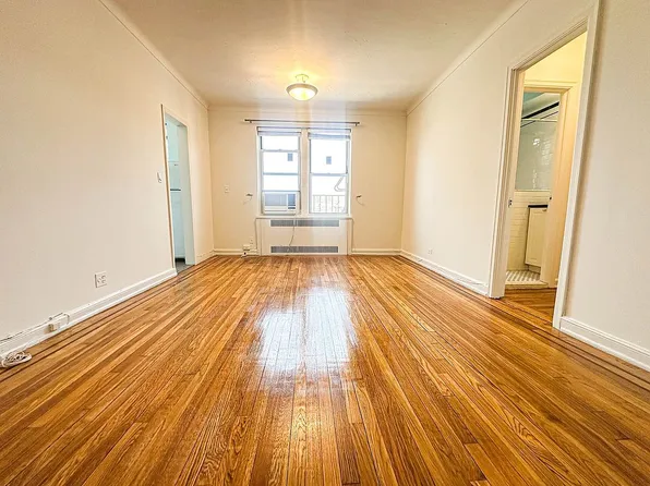 11034 73rd Rd APT 6K, Flushing, NY 11375