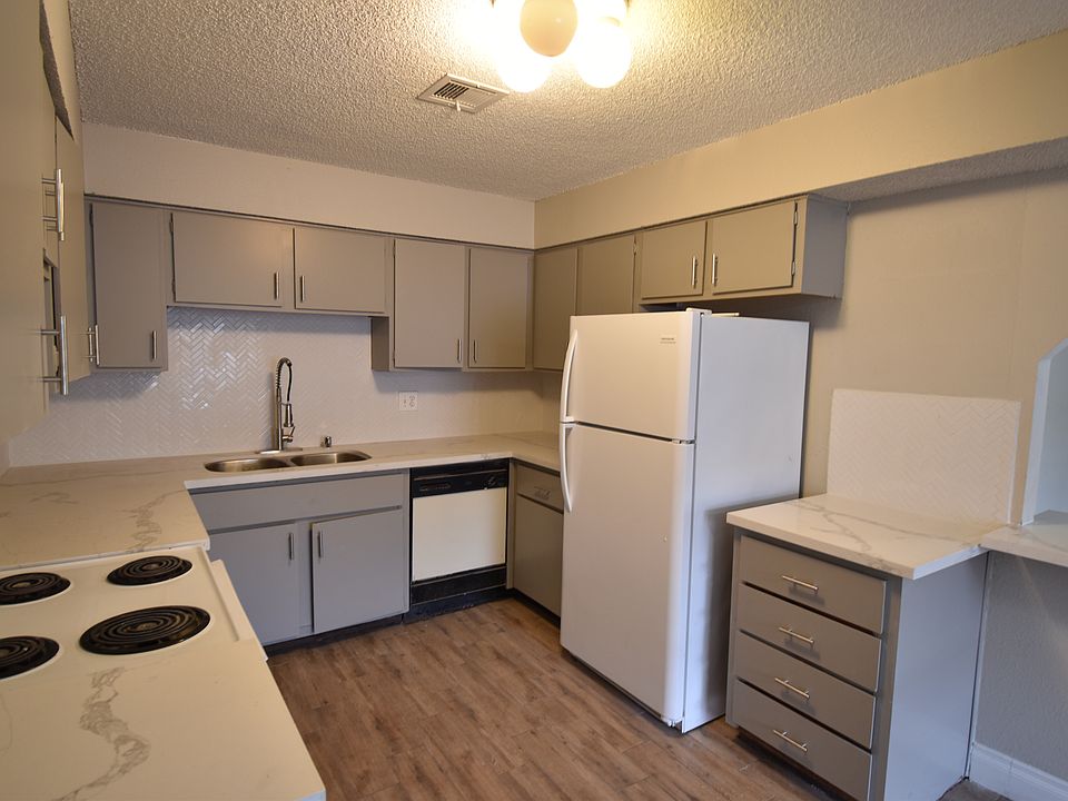 1st image of 1719 E Harmon Ave #C