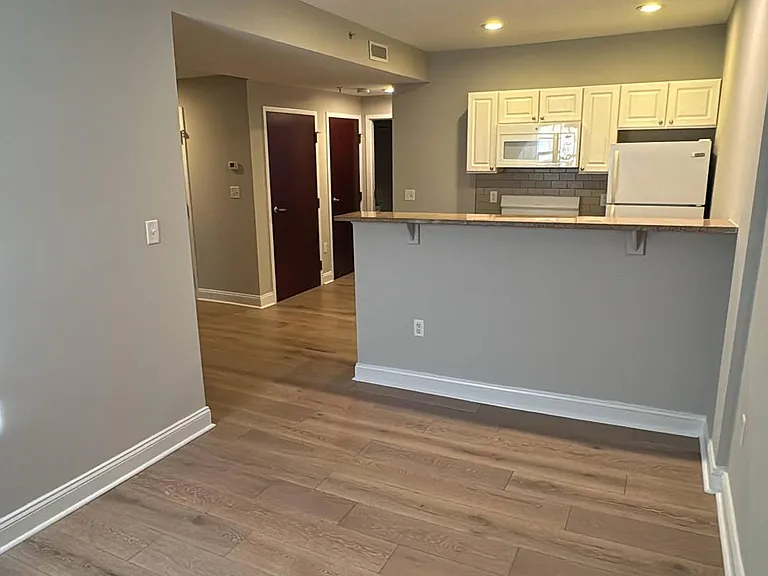 56 Imlay St #3B — Photo 4
