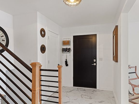 3rd image of 328 S Evanston Ave
