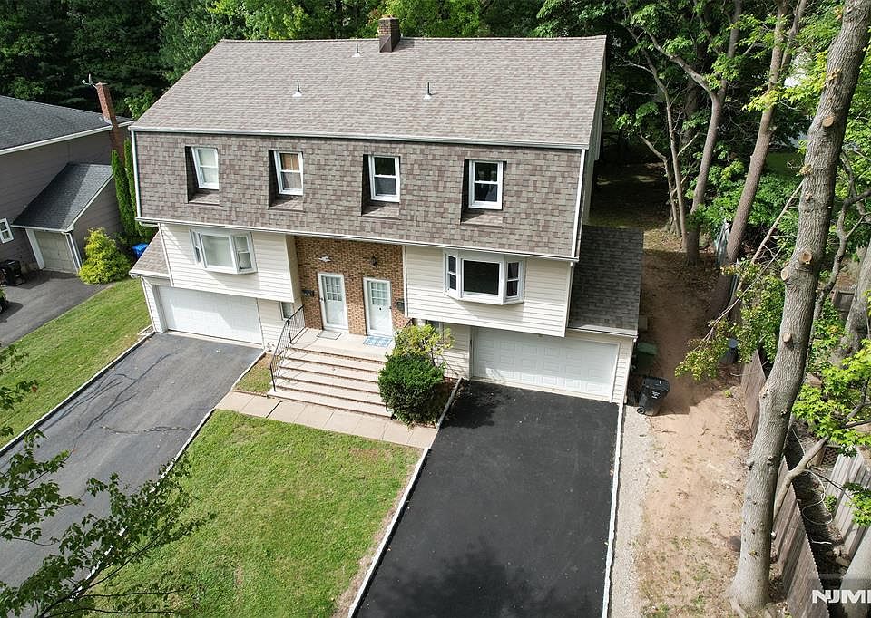 1st image of 85 Primrose Lane #B