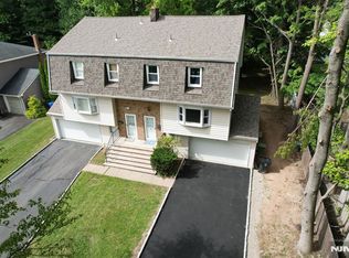 85 Primrose Lane #B, Paramus, NJ 07652