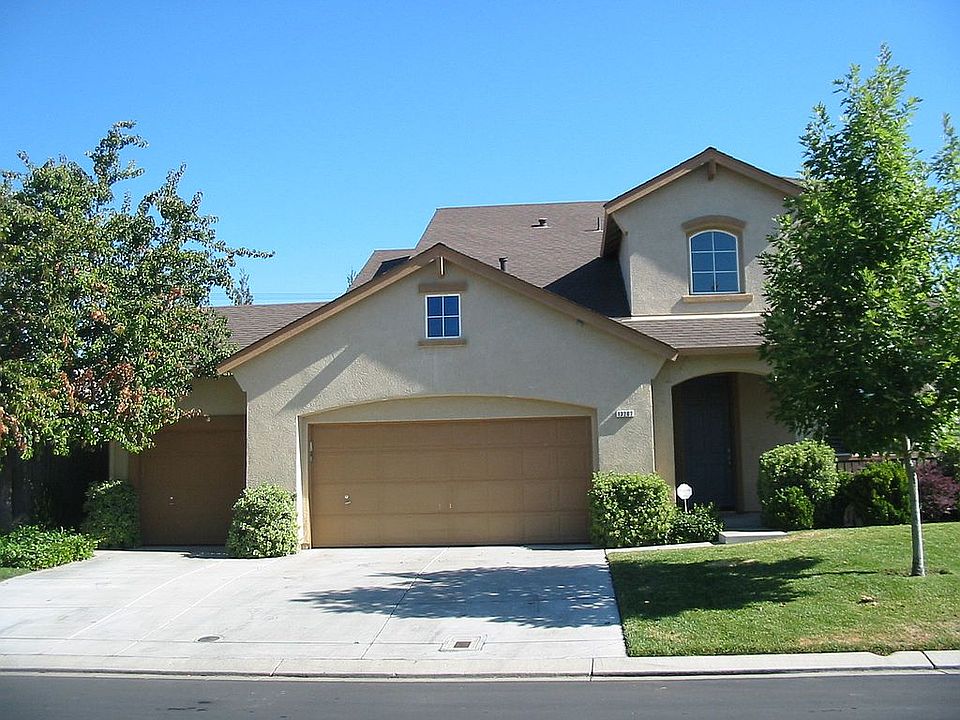 1st image of 13207 Fountain Dr