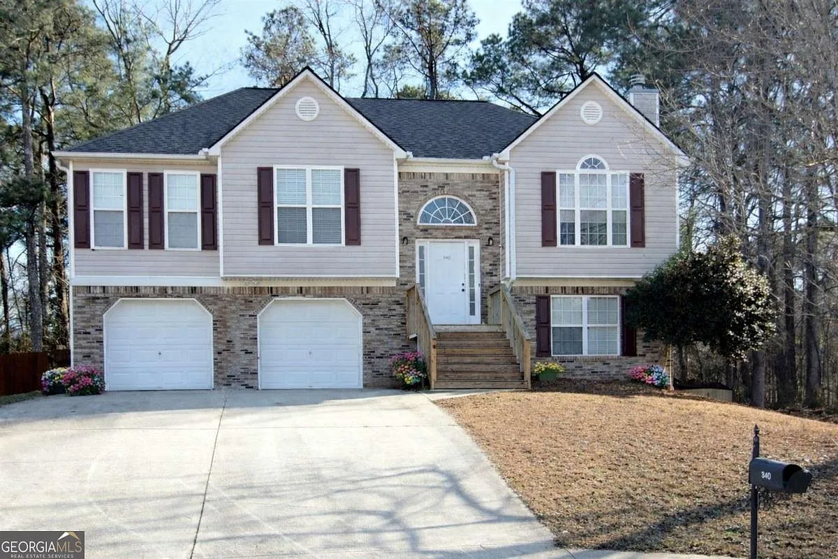 840 Walkingstick Dr photo 1