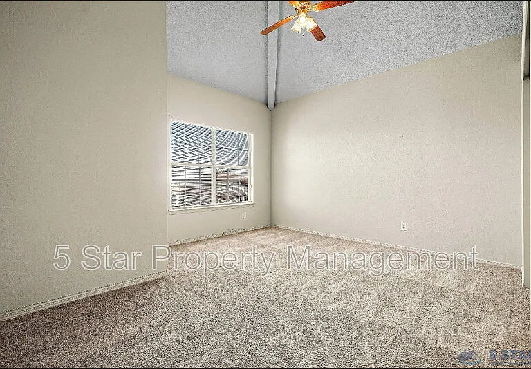 1315 Olga Mapula Dr — Photo 20
