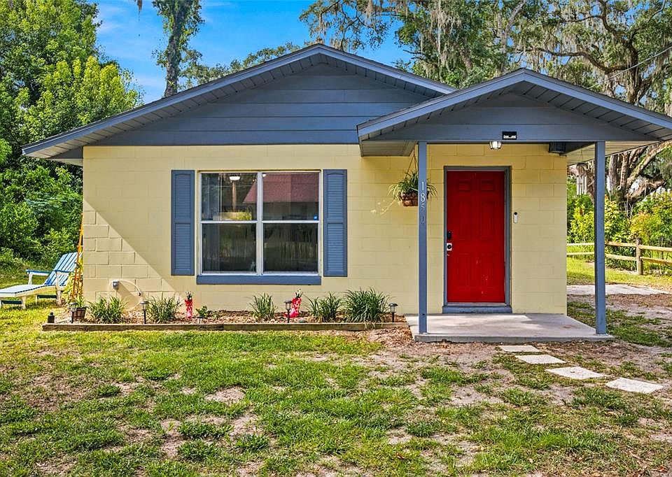 1st image of 1850 NE 61st Pl