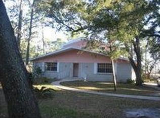 227 W 12th Ave, Gulf Shores, AL 36542