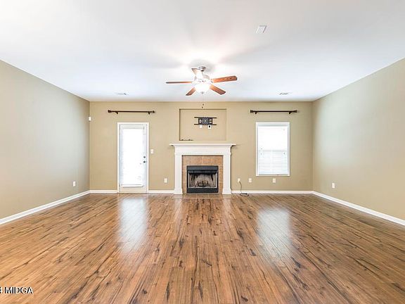 5th image of 122 Flowing Meadows Dr