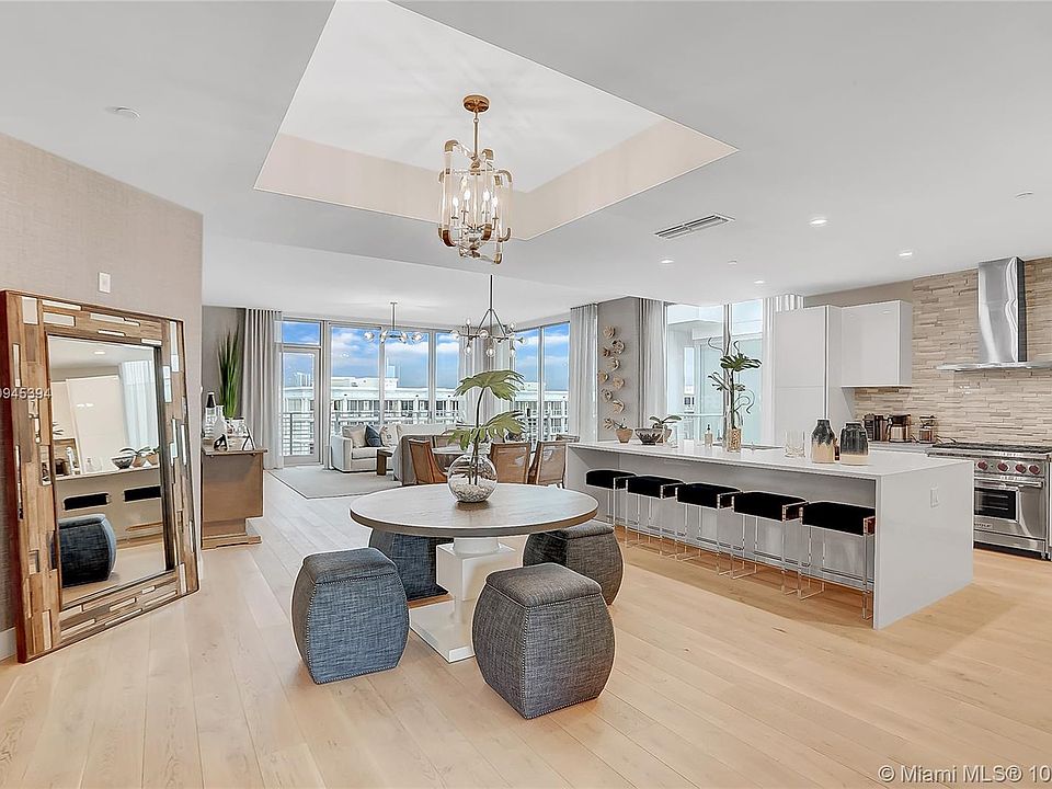 1st image of 21 Isle Of Venice Dr #Ph2