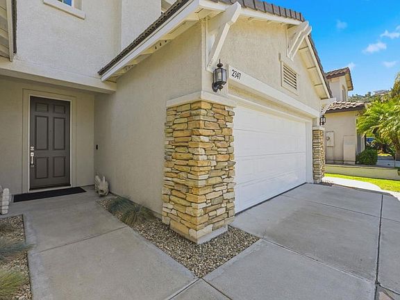 3rd image of 2347 Merwin Dr