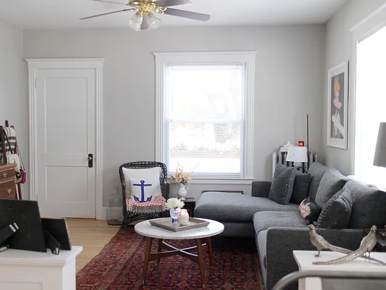 525 Brighton Ave — Photo 3