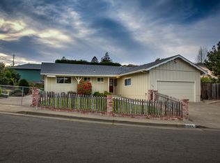 800 West St, Petaluma, CA