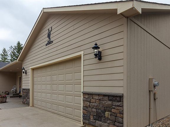 2nd image of 41515 N Spring Water Ln