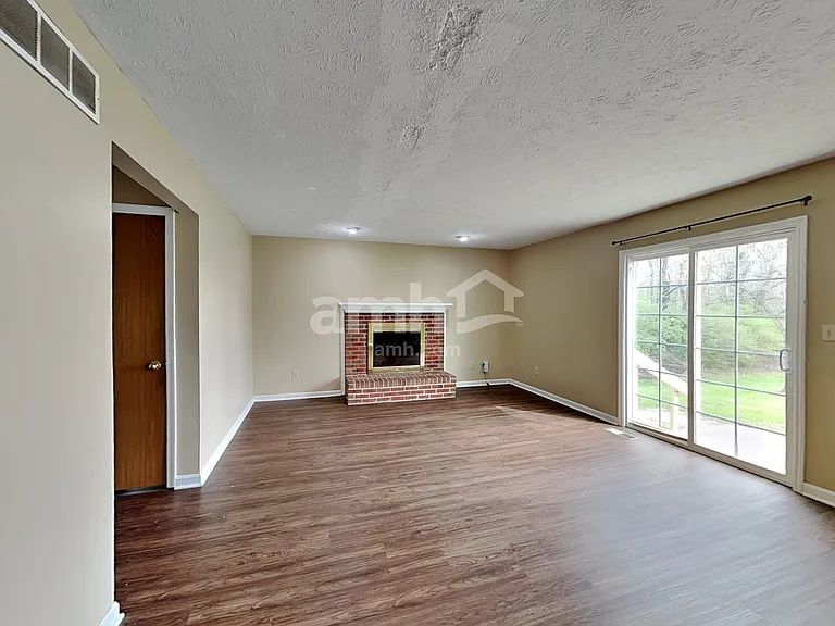 4363 Squaw Valley Dr — Photo 7