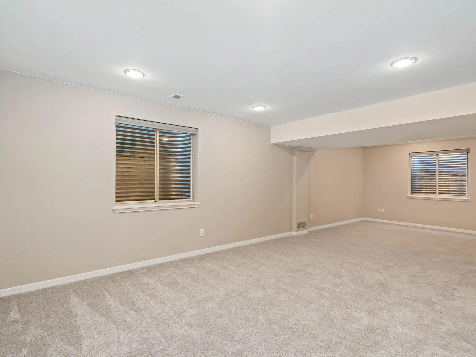 5 bed, 3348 sqft, $3,500 — Photo 2