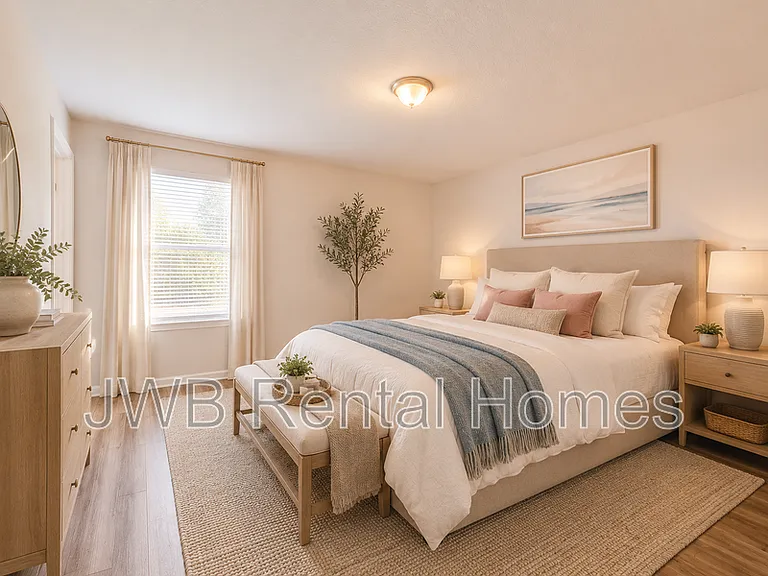 2815 Robert St — Photo 9