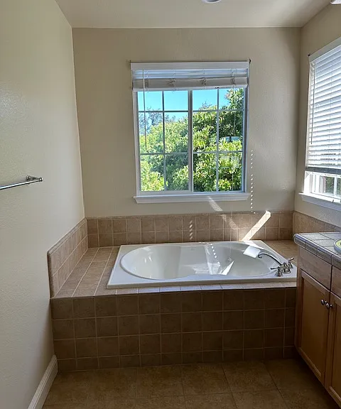 1944 Cooper Dr — Photo 16