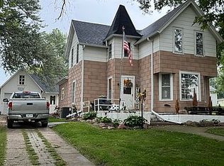 307 Oak Ave, Charter Oak, IA 51439