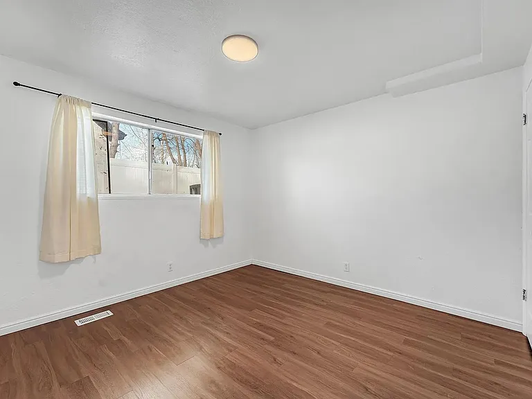 485 W Main St #A — Photo 3