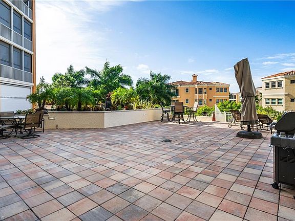 4th image of 14270 Royal Harbour Ct Unit 322