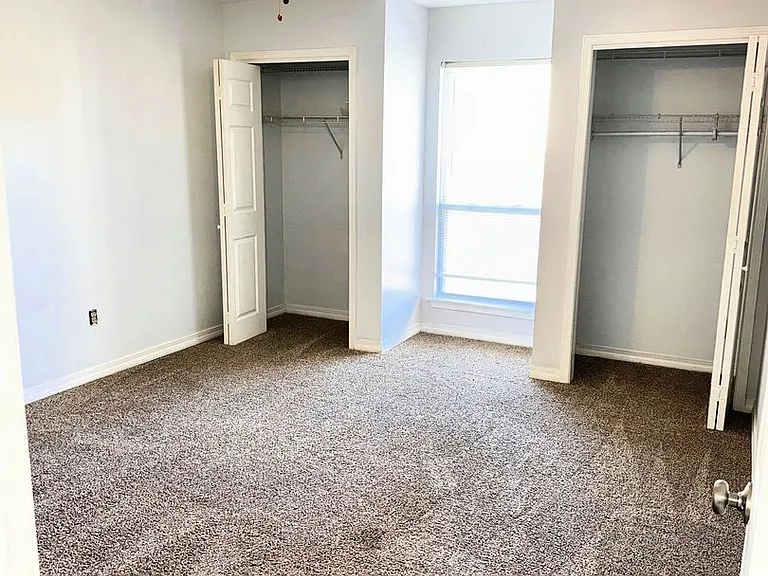 3 Hollycrest Blvd — Photo 18
