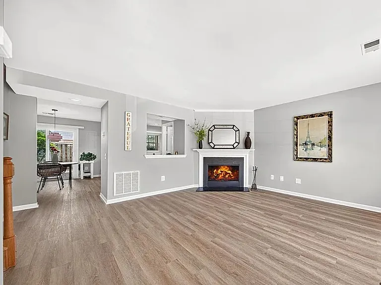 6576 Medinah Ln — Photo 4