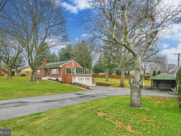 4th image of 801 Furnace Hills Pike