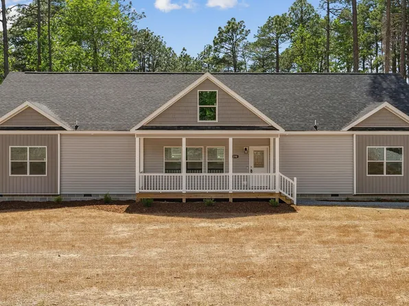290 Boulder Drive, West End, NC 27376