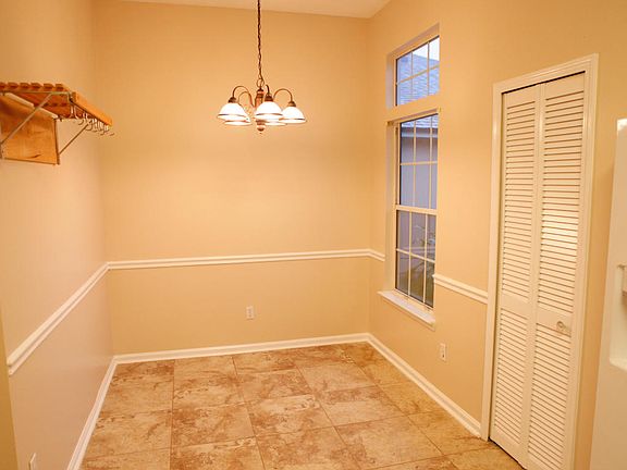 5th image of 12340 Sondra Cove Ct