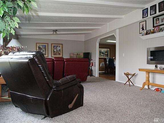 4th image of 2500 Alder St Unit 327