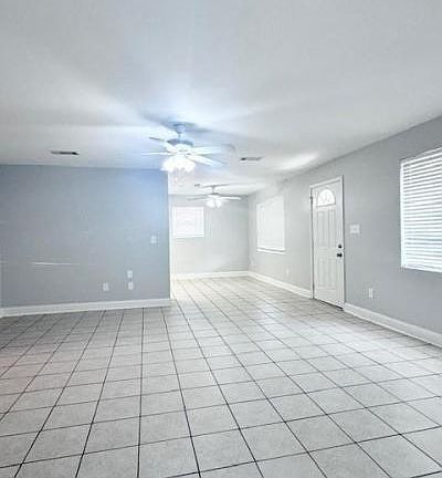 4th image of 303 E Josephine St