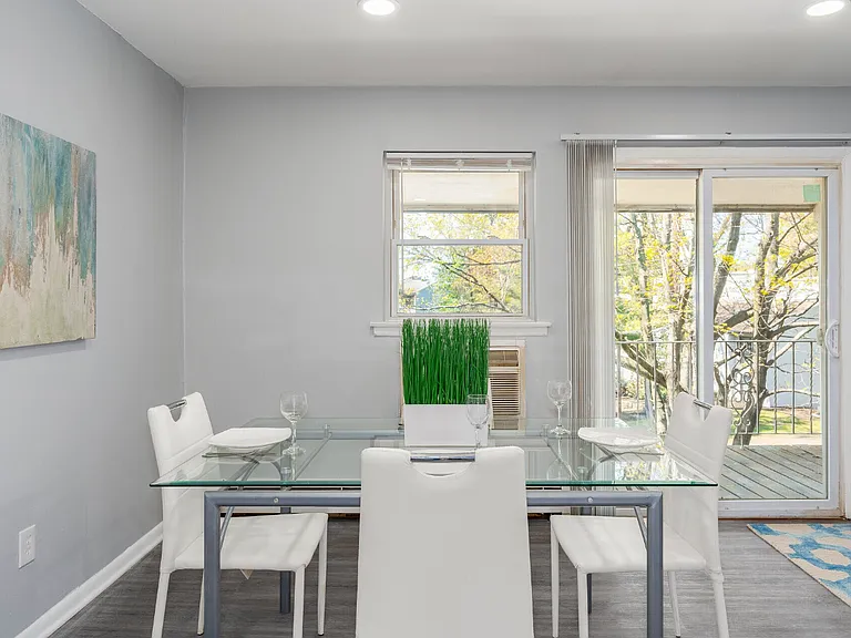 90 Oak St #1 — Photo 7