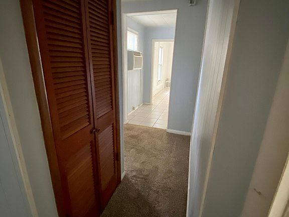 5th image of 431 Woods Ave SW #2