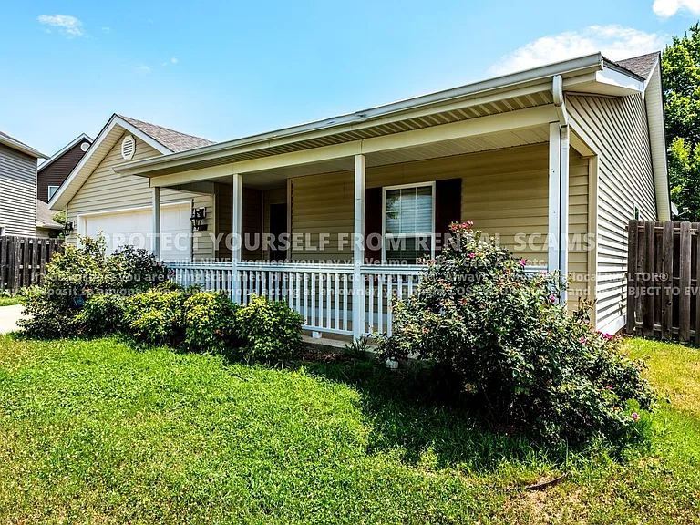 4334 W Pecan St — Photo 13
