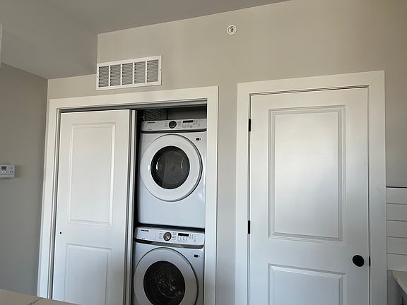 2nd image of 520 W Susquehanna Ave #2