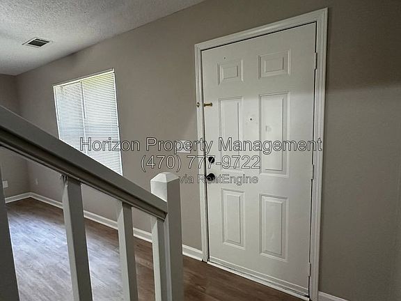 5th image of 4078 Hidden Hollow Dr APT B