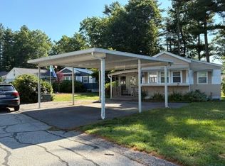 5 Sycamore Dr, Halifax, MA 02338