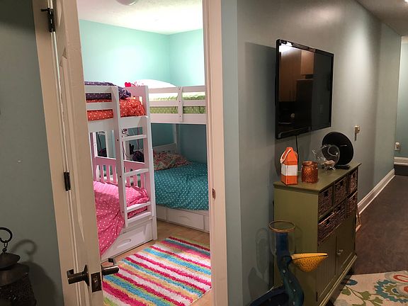 5th image of 501 W Lakeshore Dr APT B2