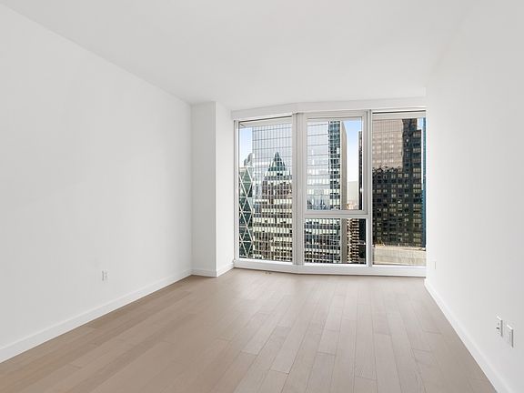 3rd image of 242 W 53rd St APT 48C